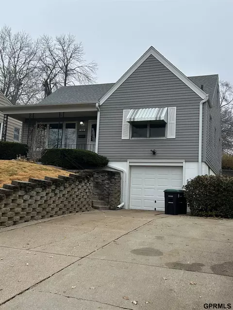 3829 N 65th Ave, Omaha, NE 68104