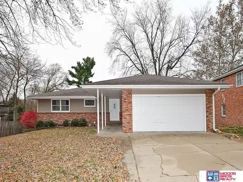 3521 Stockwell St, Lincoln, NE 68506