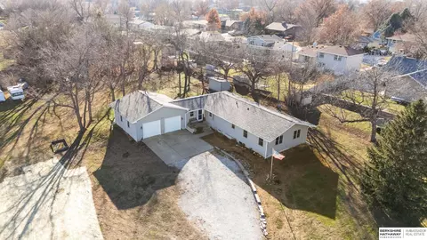 417 W Main St, Ceresco, NE 68017
