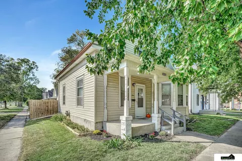 4301 N 61 St, Lincoln, NE 68507