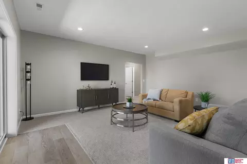 Living - 10210 Ina St, Roca, NE 68430 photo 5 of 6
