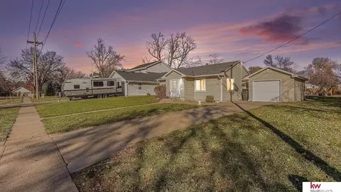 1554 Jackson St, Blair, NE 68008