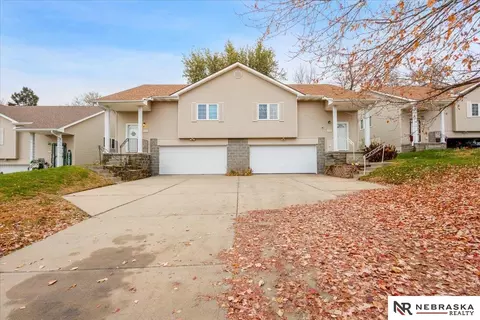 9221 9223 Blondo St, Omaha, NE 68134
