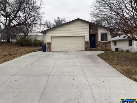 1012 F Ave, Plattsmouth, NE 68048
