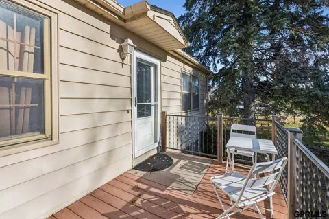 3912 Baldwin Cir, Bellevue, NE 68147