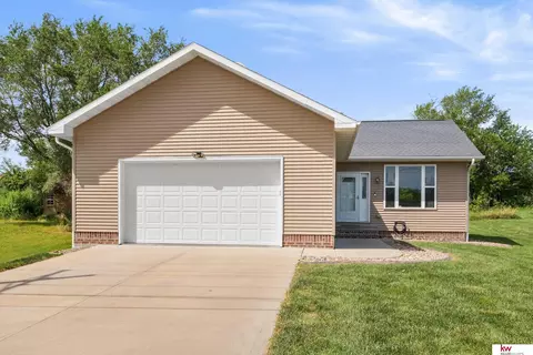 9202 Monroe Rd, Plattsmouth, NE 68048