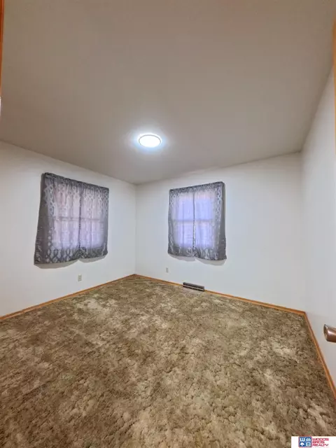 307 E Main St, Sargent, NE 68874 photo 10