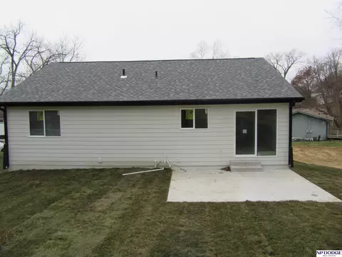 5018 Vane Cir, Omaha, NE 68152 photo 12