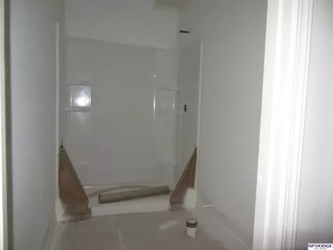 5018 Vane Cir, Omaha, NE 68152 photo 11