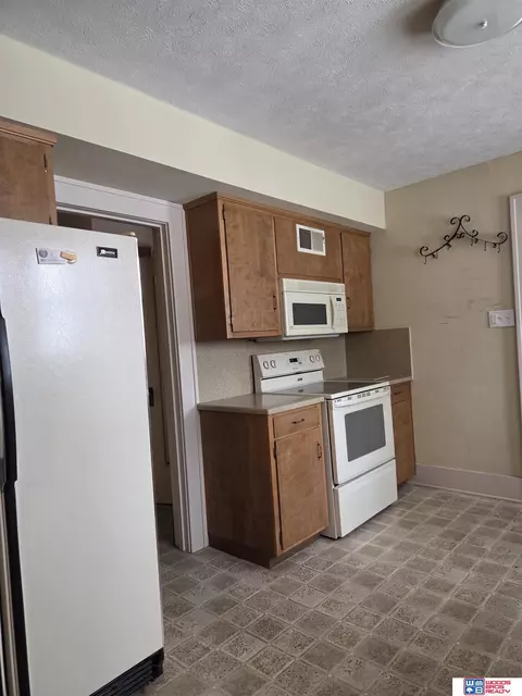 711 N 8th St, Beatrice, NE 68310 photo 21