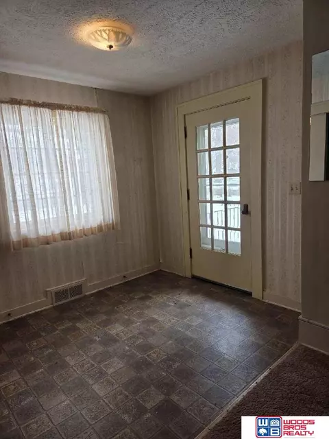 711 N 8th St, Beatrice, NE 68310 photo 10