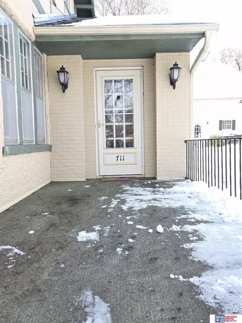 711 N 8th St, Beatrice, NE 68310 photo 4
