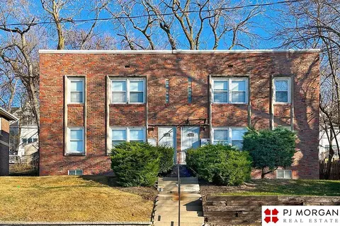 627-629 N 41st St, Omaha, NE 68131