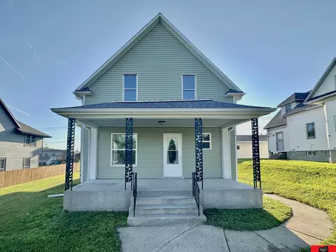 325 N Main St, Leigh, NE 68643