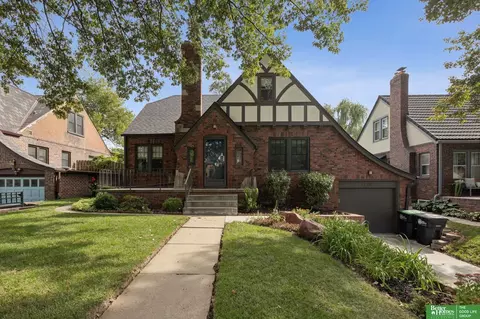 2611 N 51 Ave, Omaha, NE 68104