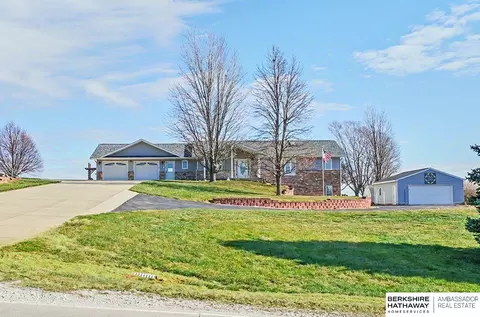 808 Lincoln St, Minden, IA 51553