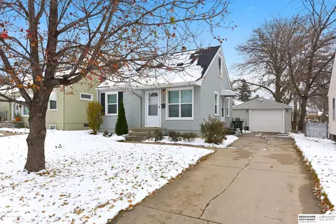 1705 S 54th St, Omaha, NE 68106
