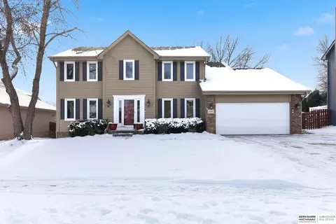 13809 Meredith Ave, Omaha, NE 68164
