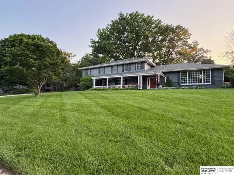 3310 S 98th St, Omaha, NE 68124