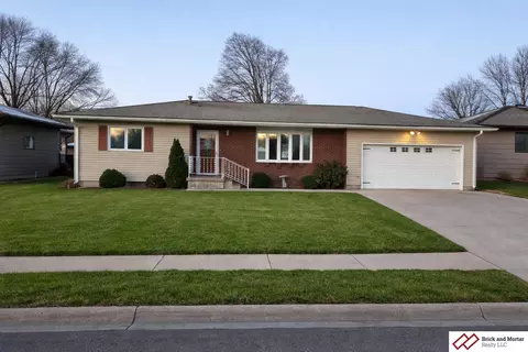 1906 Hoyt St, Beatrice, NE 68310