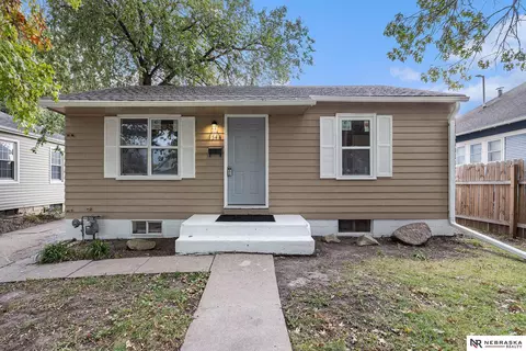 1544 N 25th St, Lincoln, NE 68503