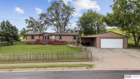 601 Pine St, South Bend, NE 68058