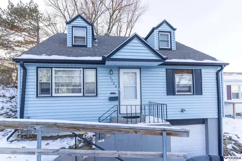 3724 N 41st St, Omaha, NE 68111