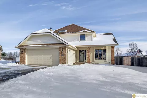 4609 S 154th Avenue Cir, Omaha, NE 68137
