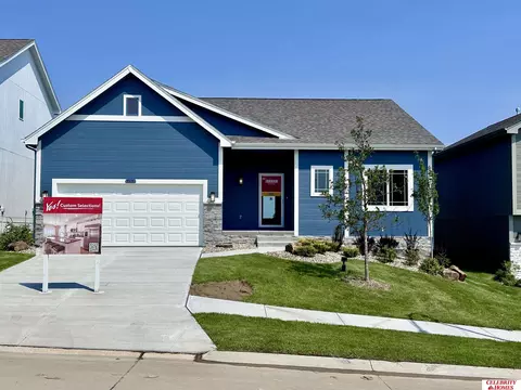 5519 N 180 Ave, Elkhorn, NE 68022