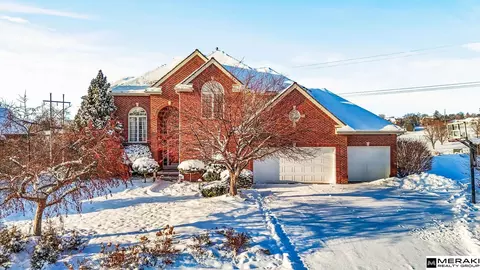 4412 N 195th Cir, Elkhorn, NE 68022