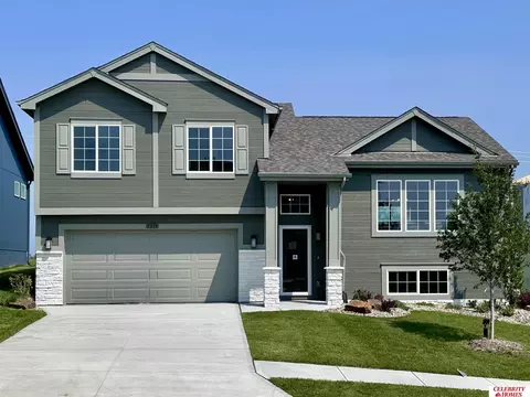 5515 N 180 Ave, Elkhorn, NE 68022