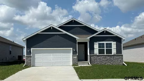 16329 Willit St, Bennington, NE 68007
