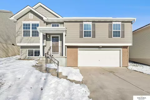 14622 Knudsen St, Bennington, NE 68007