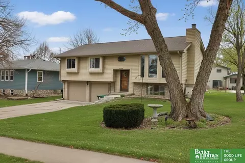13579 Y St, Omaha, NE 68137