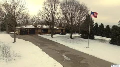 10909 N 126th St, Omaha, NE 68142