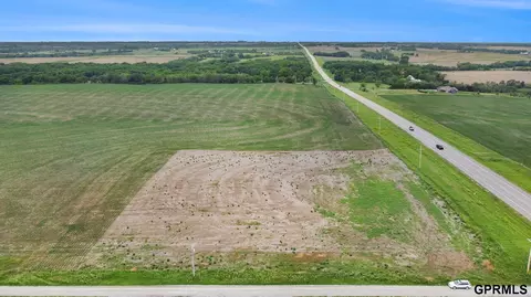 5231 W Roca Rd, Martell, NE 68404