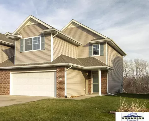 2530 Cedar Cove Rd, Lincoln, NE 68507