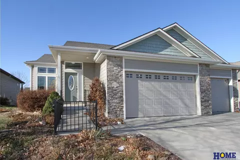 5331 N 12th St, Lincoln, NE 68521