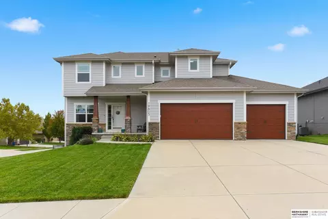 19803 Birch St, Gretna, NE 68028