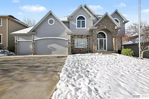 1504 N 183rd Ave, Elkhorn, NE 68022