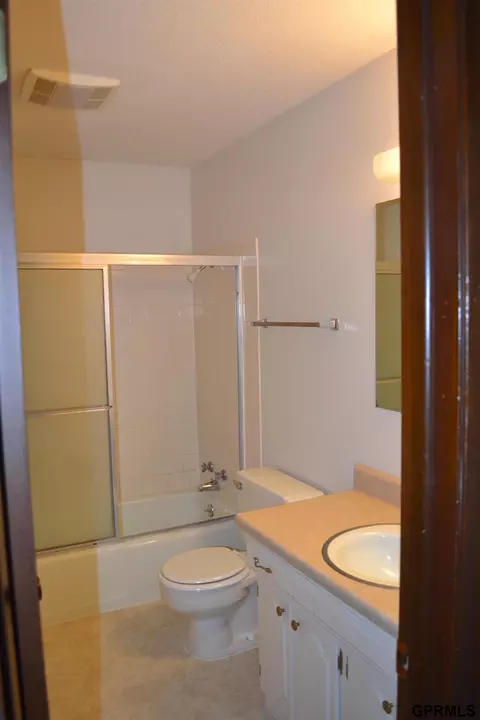931 G St, Lincoln, NE 68508 photo 8