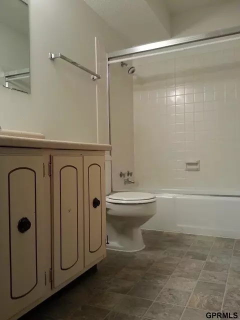 931 G St, Lincoln, NE 68508 photo 7