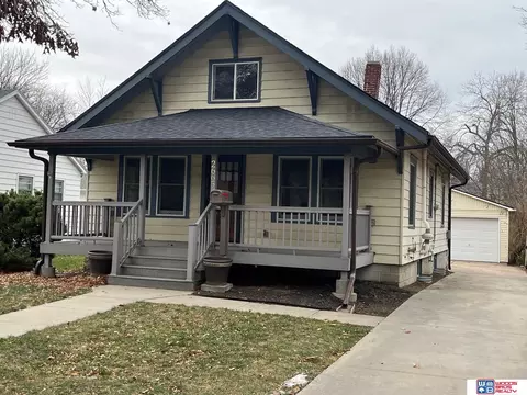 2665 S 11th St, Lincoln, NE 68502