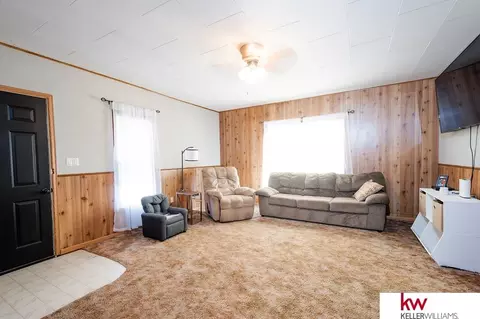 Living - 355 W 6th St, Superior, NE 68978 photo 2 of 3