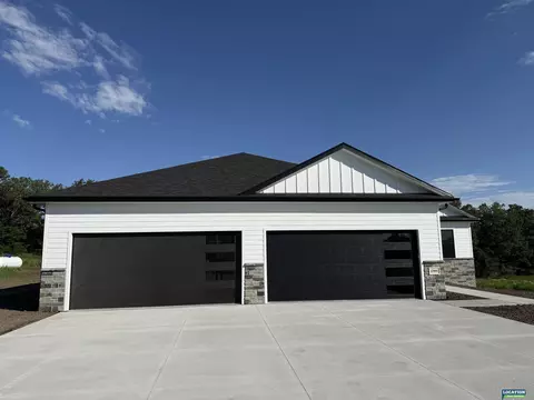 17801 SW 2nd St, Roca, NE 68430