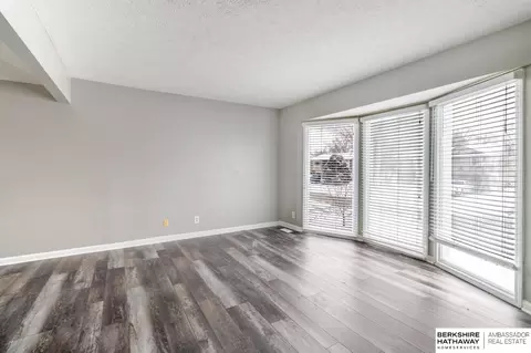 13402 S 34 St, Bellevue, NE 68123 photo 2