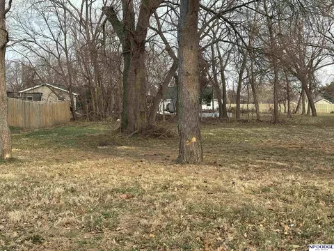 23709 5 Cedar Dr, Waterloo, NE 68069