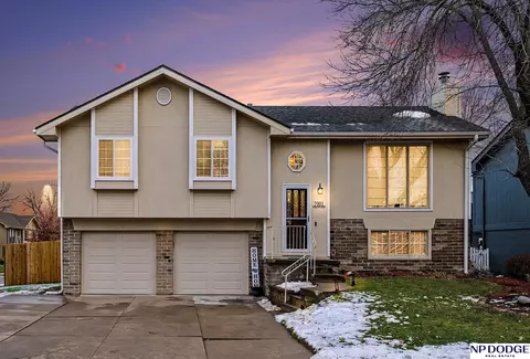 7901 S 151 Ave, Omaha, NE 68138