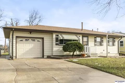 3219 S 122nd St, Omaha, NE 68144