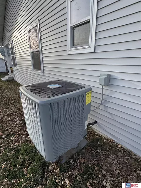 Exterior - 308 E Amity St, Clarks, NE 68628 photo 1 of 2